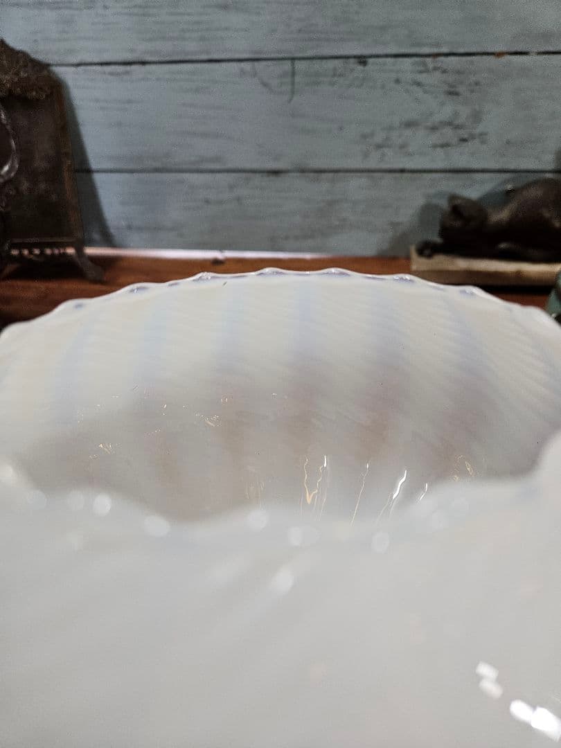 フランスアンティーク オパールセントガラスの花瓶 グラス 花入れ フラワーベース