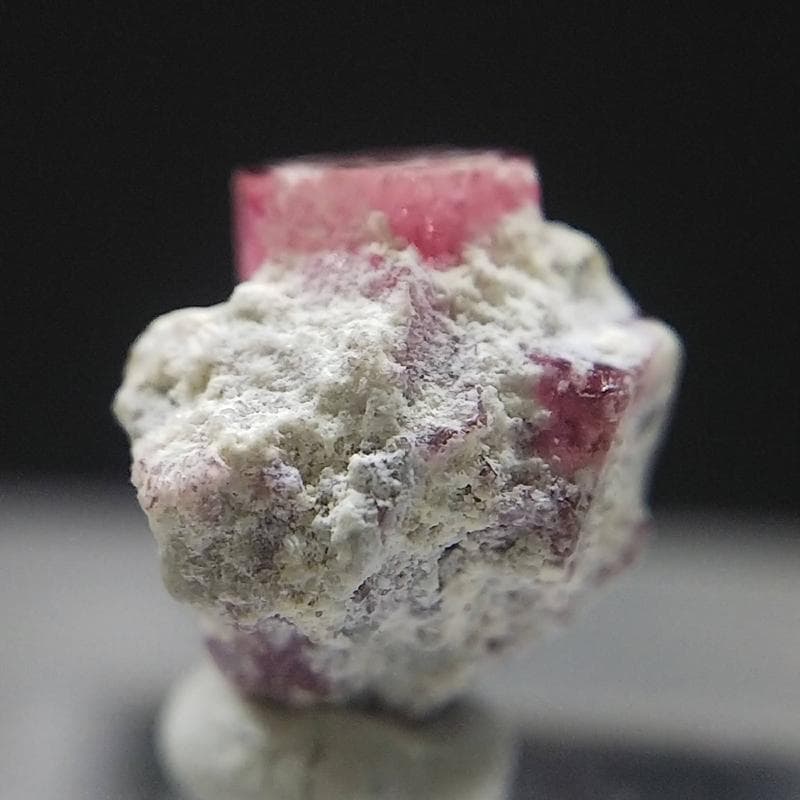 307 クラスター レッドベリル ビクスバイト レッドエメラルド 標本