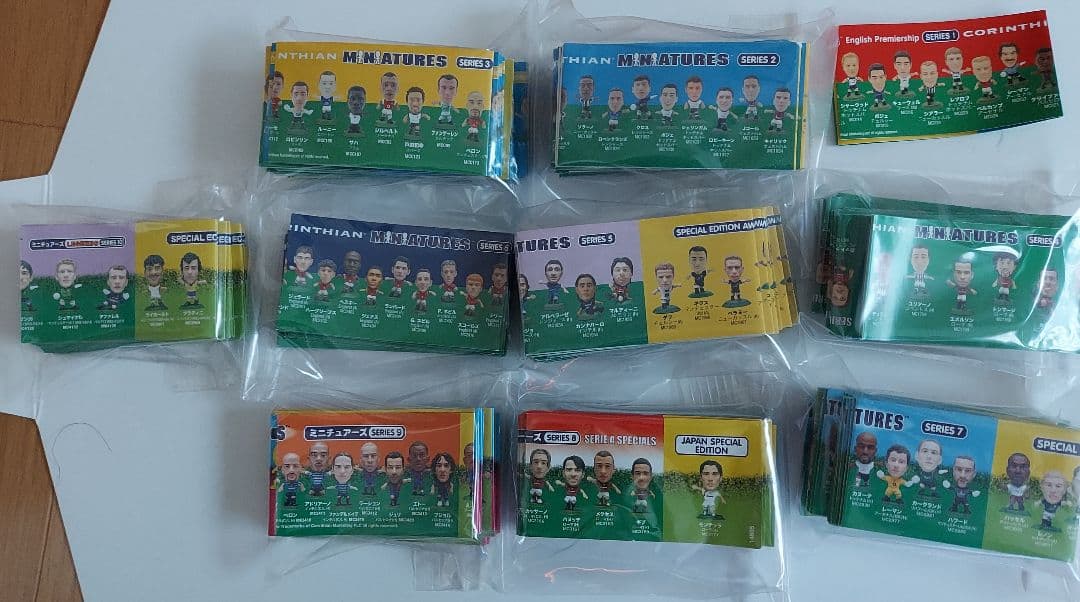 コリンシアン　ミニチュアーズ　３０２体まとめ売り