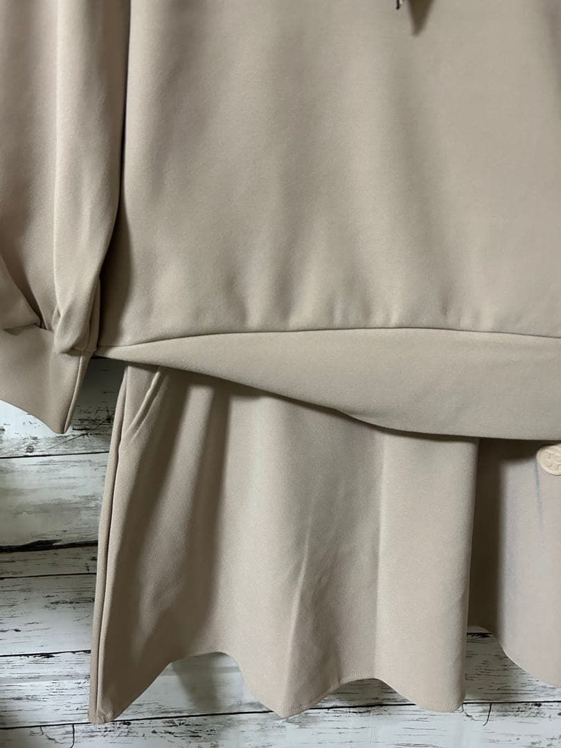 レディースゴルフウェアセットアップ　Lサイズ ベージュ