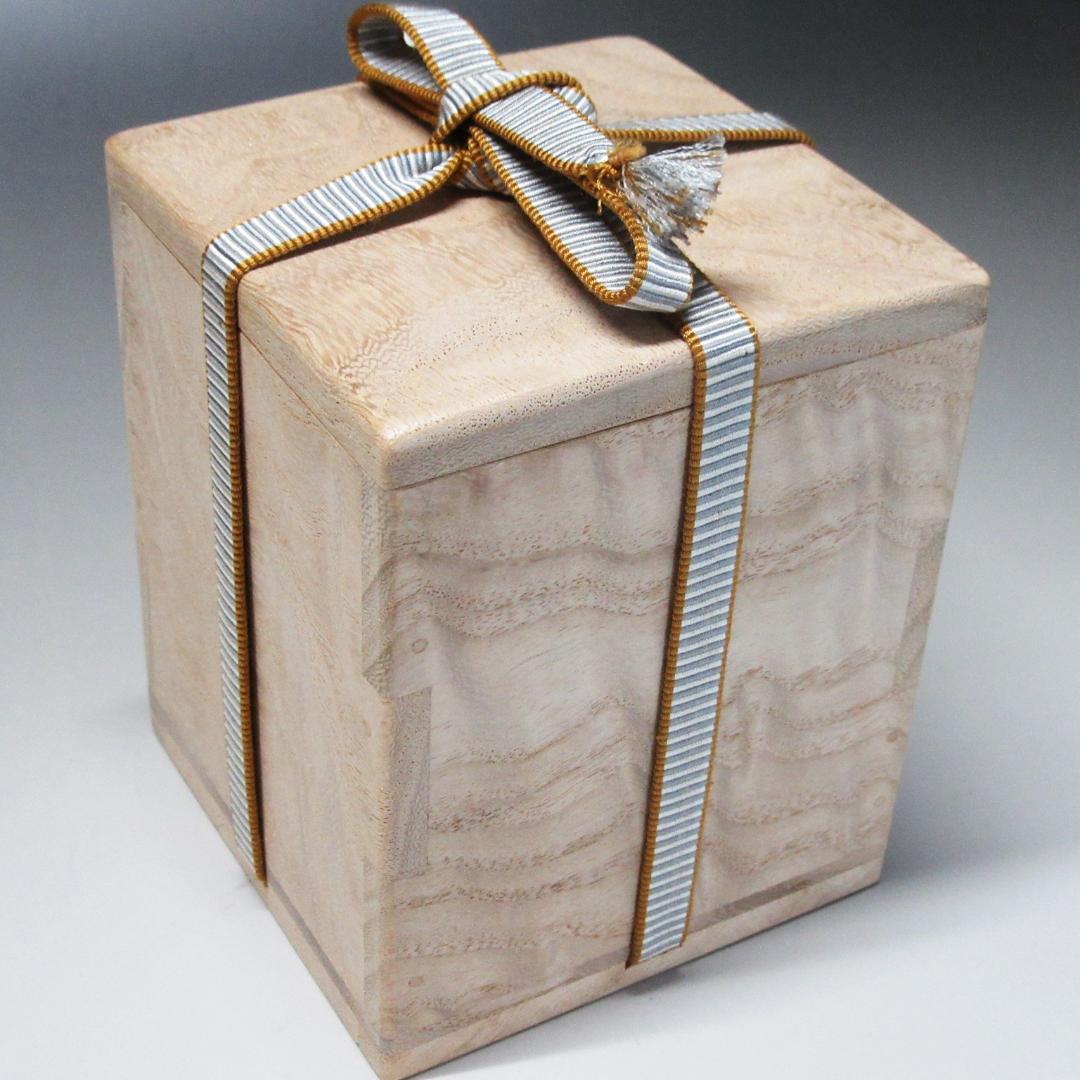 金銀唐松蒔絵錆塗大棗 漆匠川端近左作 共箱/二重箱 茶道具 CU-26