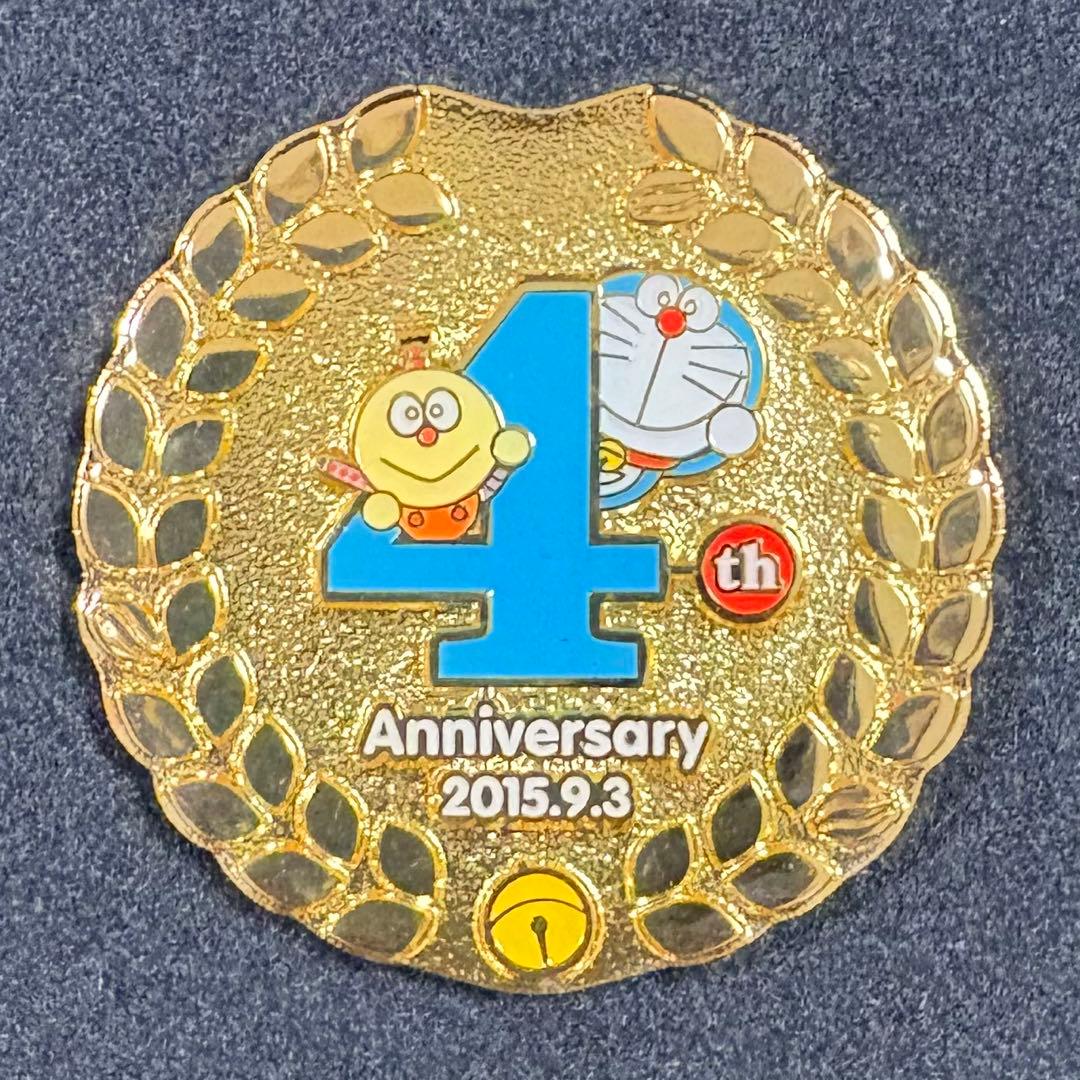 藤子・F・不二雄ミュージアム　限定　10周年記念　ピンズ　特別デザイン　全10種