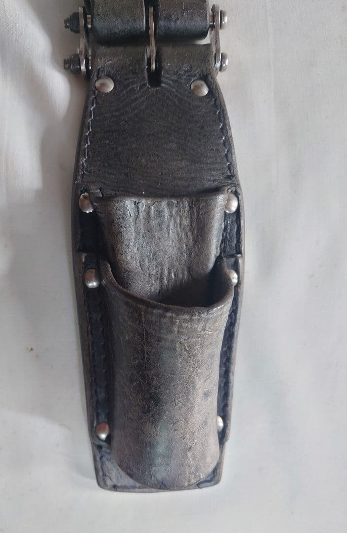 【ニックス　KNICKS 】２段　黒レザー　チェーン　ブラック　ツールホルダー