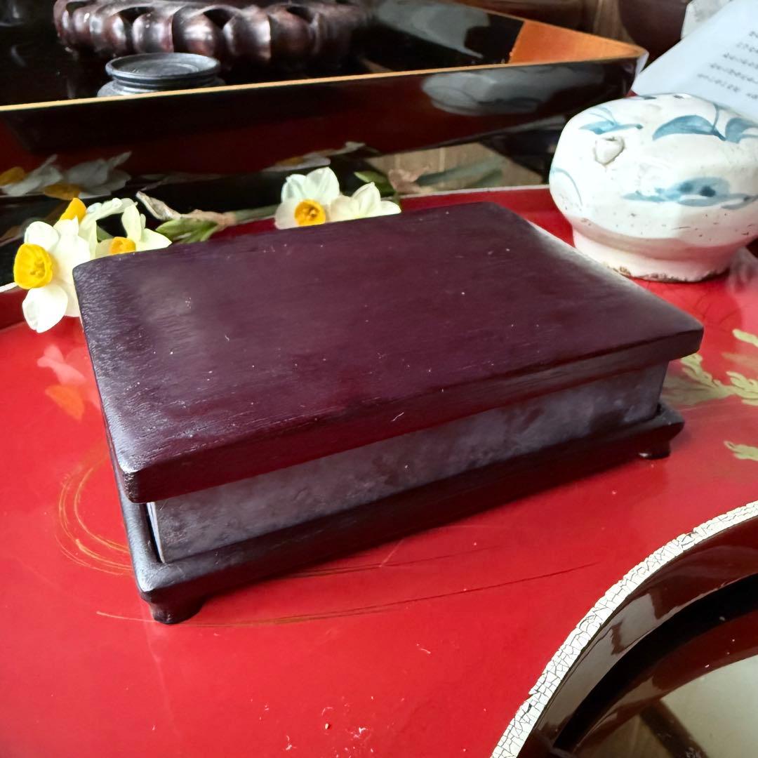 大雪特価‼️新春期間限定‼️不世出の名品‼️旧家蔵出端渓硯『古松❌瀧　硯』」唐木箱1点