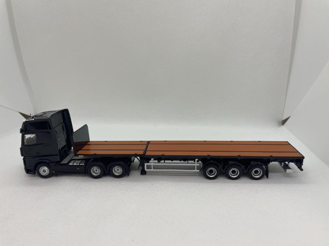 35R-003 GCD 1/64 ACTROS GIGASPACE 6×2