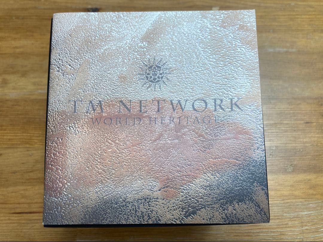 【完全生産限定品】 TM NETWORK WORLD HERITAGE