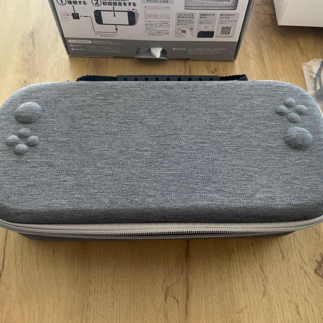 Nintendo Switch 2【ケース付き★】