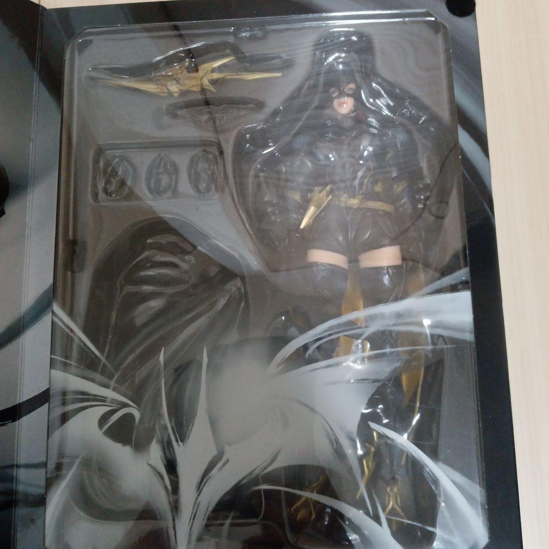 未開封　バットマン　DC comics　プレイアーツ改　フィギュア　バットガール