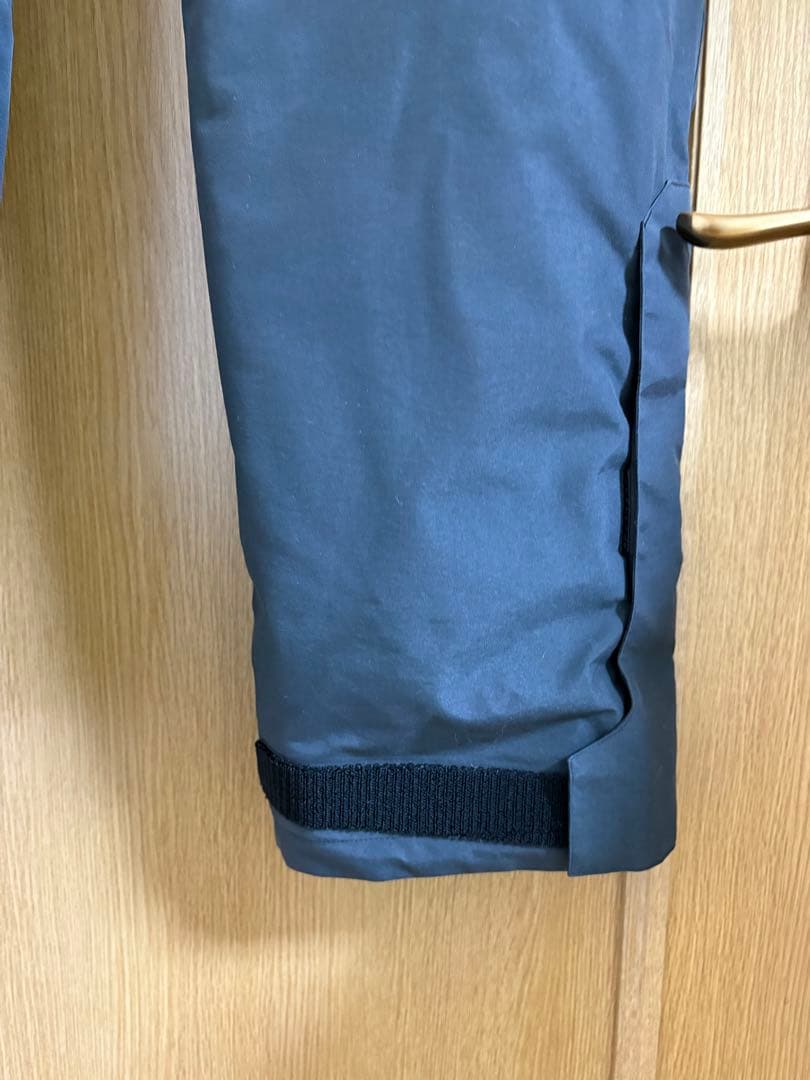 ダイワ　DW-1204 ゴアテックス プロダクト ウィンタースーツ　防寒着　上下