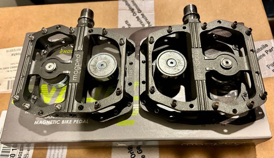 マグペト　エンデューロ2 マグネットビンディングペダル