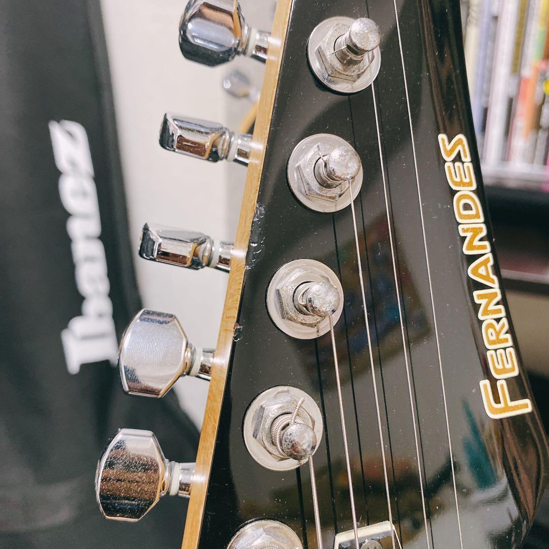 コンポーネント　エレキギター