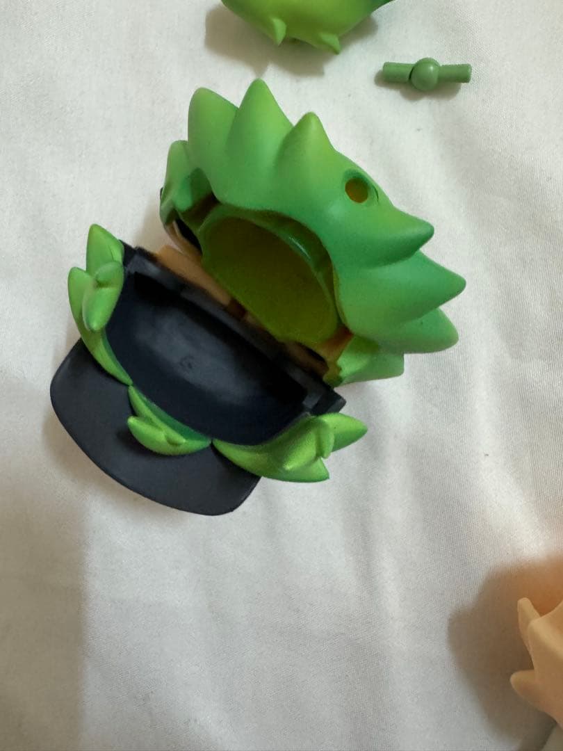 N エヌ　レシラム　ねんどろいど フィギュア　ポケモン　ポケットモンスター