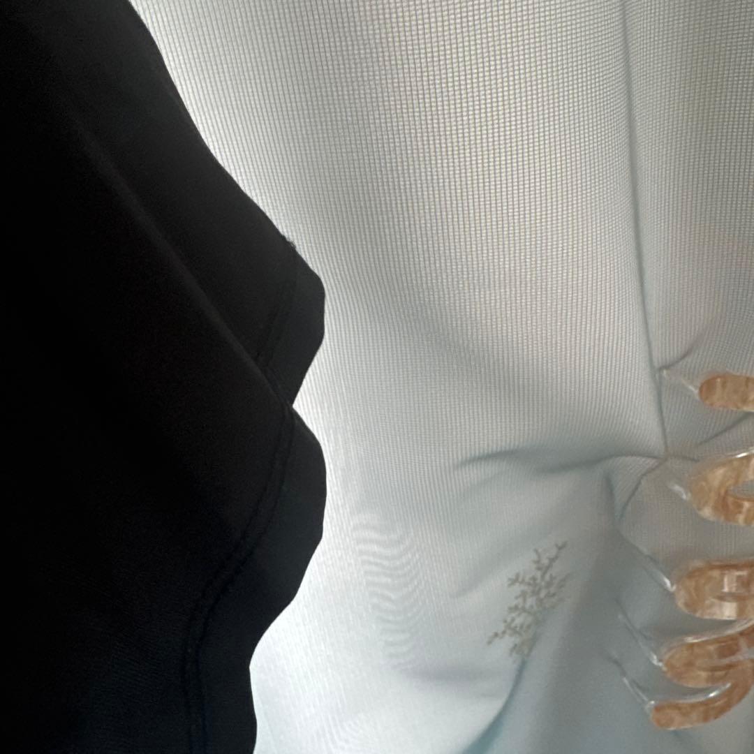 YOSA Eauzaura 黒 VネックTシャツ 半袖