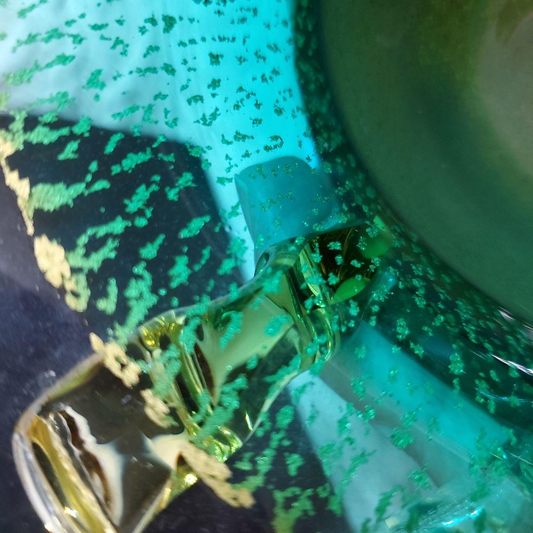 マルティグラス　義山飾り兜　台付き　ガラス細工