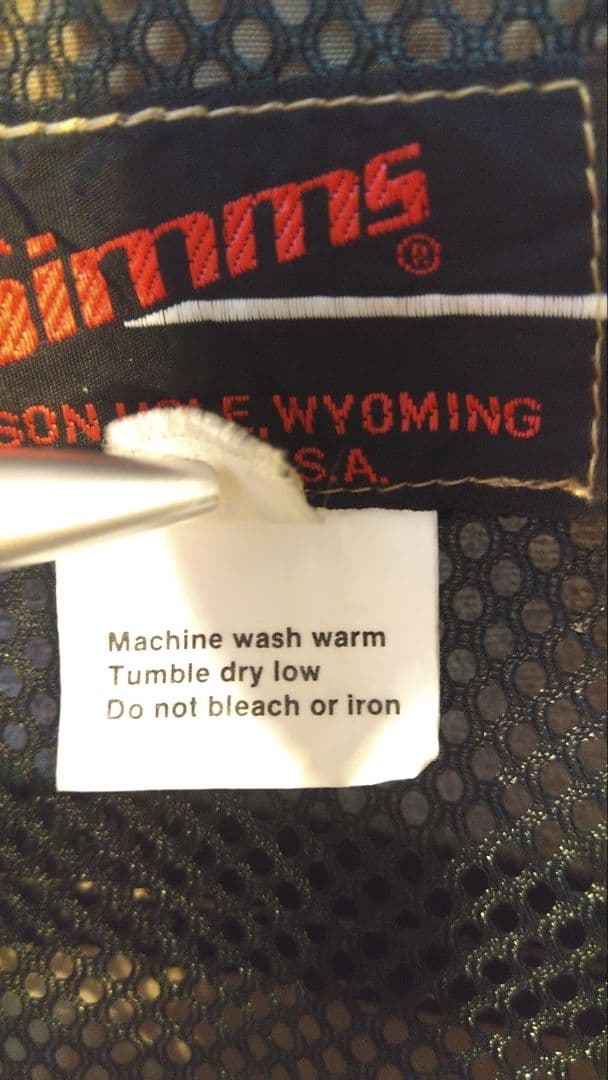 Simmsヴィンテージマスターベスト斜めロゴ