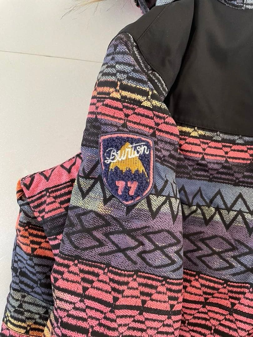 BURTON キッズ幾何学模様 ジャケットとパンツセット