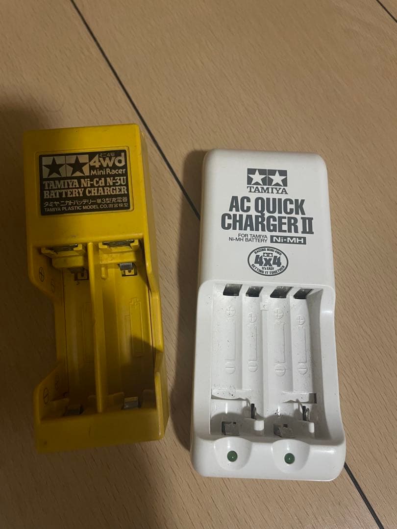 ミニ四駆 引退セット 3段ケース付き パーツ多数