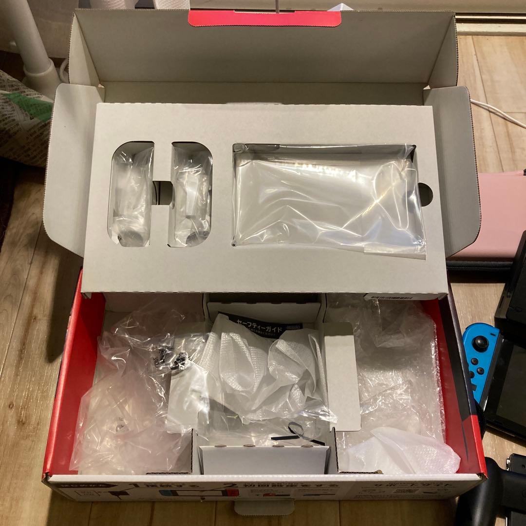 Nintendo Switch 赤/青 本体