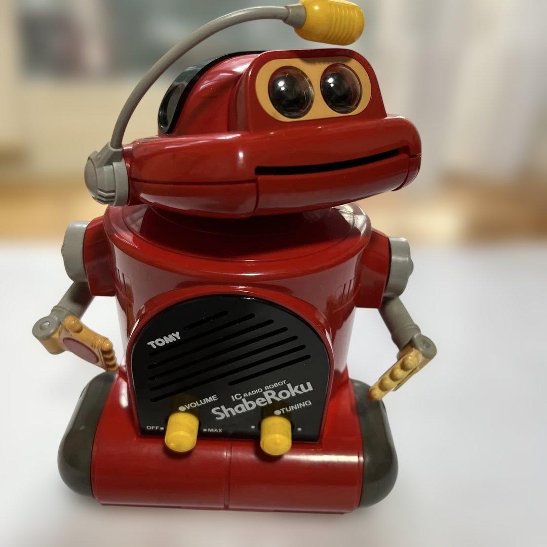 TOMY Shabekuro 赤いロボット