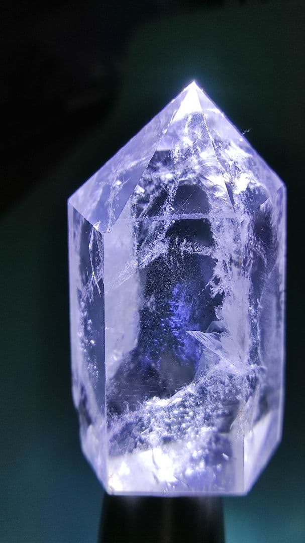 パワーストーン　天然石　エンジェルラダー入り水晶　ポイント　141g　No112