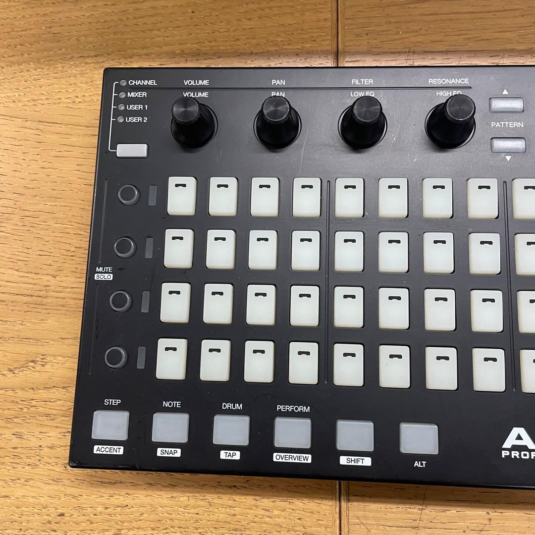 動作品 AKAI FIRE MIDIコントローラー FL studio