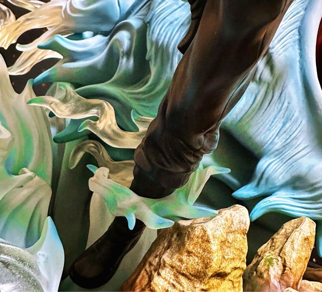 ゾロ フィギュア ワンピース フィギュア