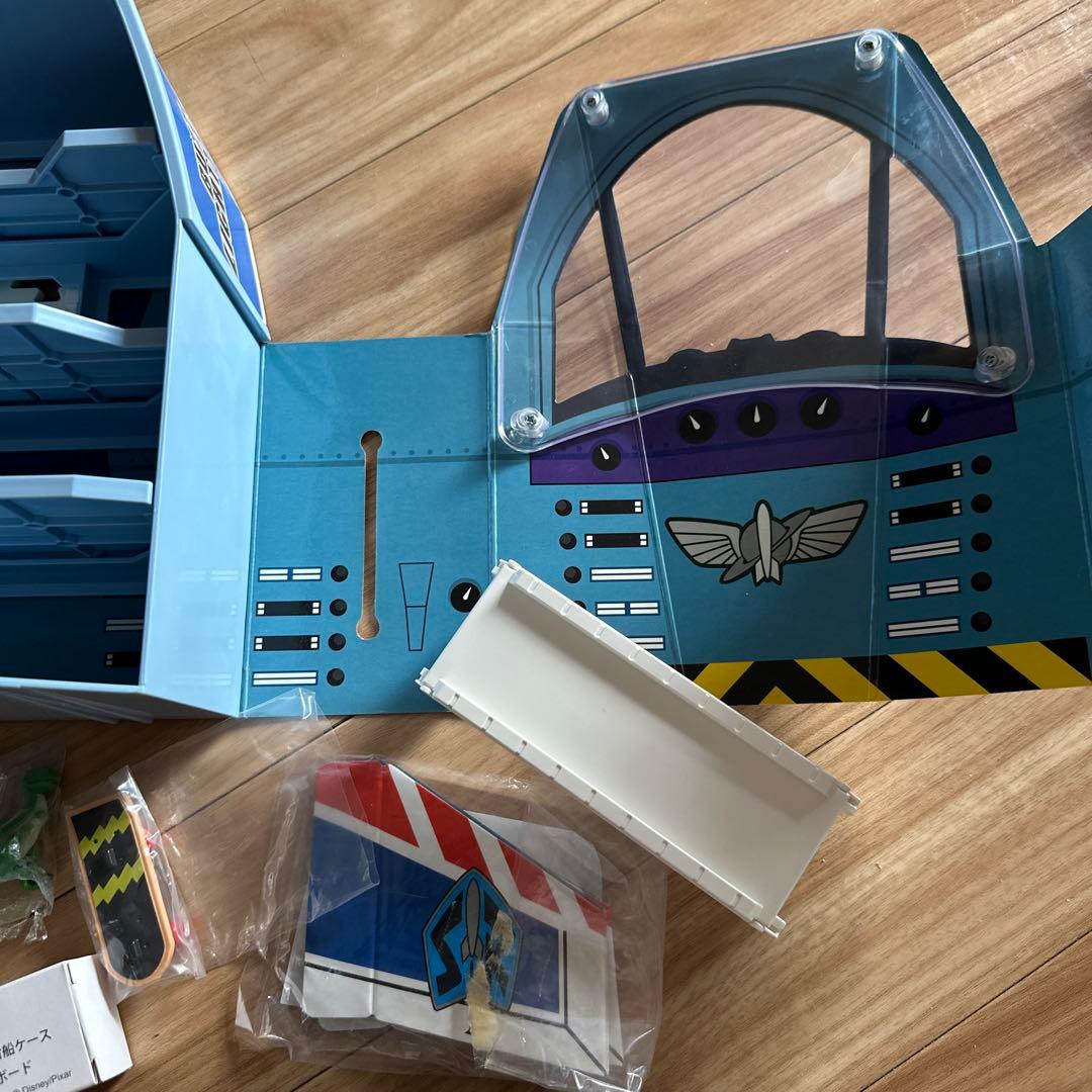 新品同様トイストーリー　トミカセット　アンディルーム　・ピザプラネットトラック