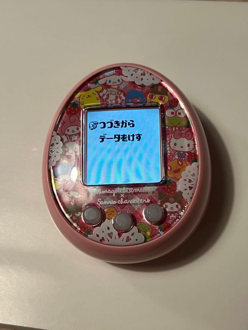 たまごっちみーつ サンリオキャラクターズ ストラップ付き バンダイ