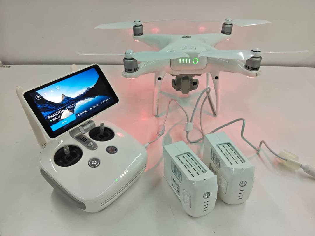 ドローン DJI Phantom 4 PRO + V2.0　バッテリー3個現状品