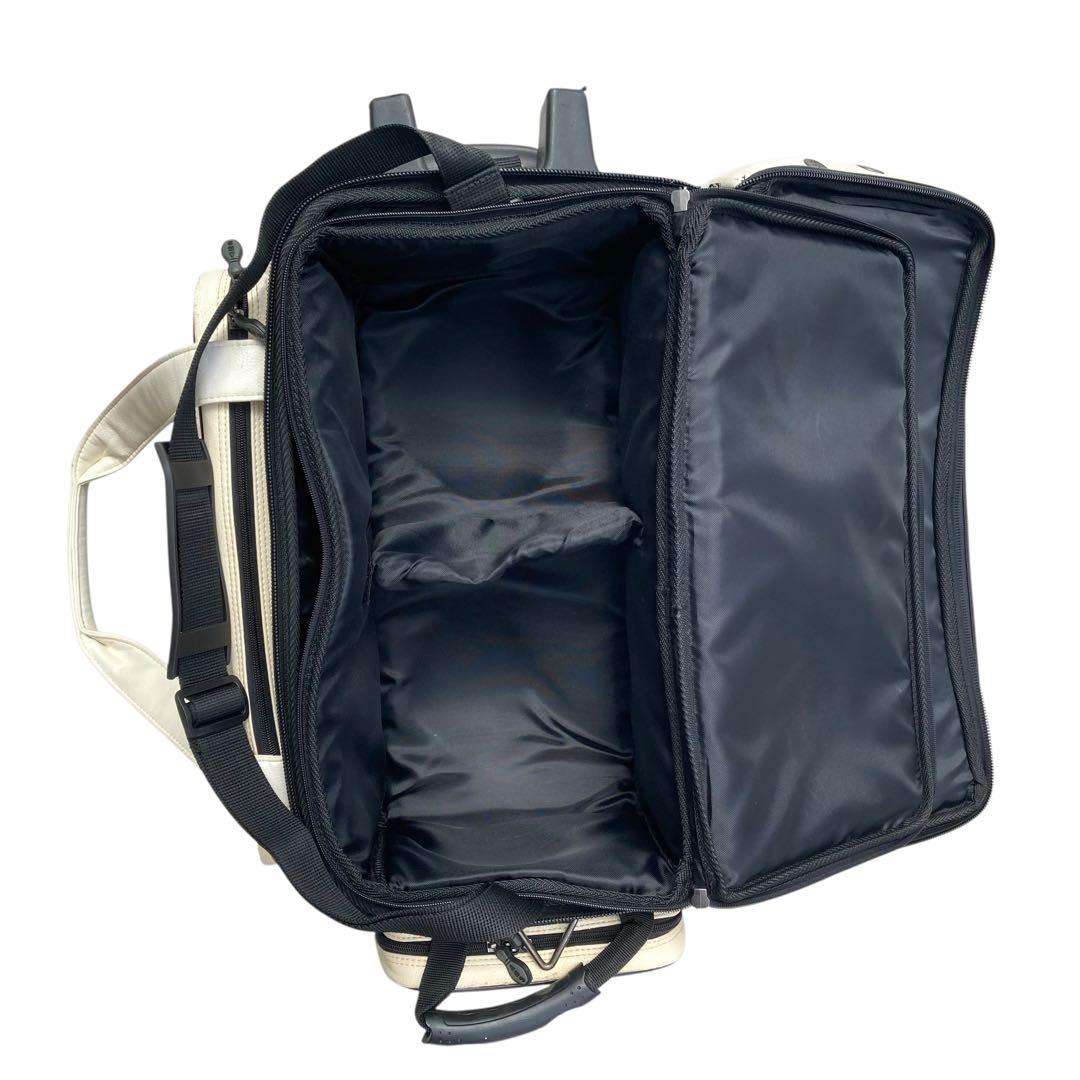 レア　Doggy 犬　わんちゃん　ボウリング用バッグ ABS PRO-am 白色