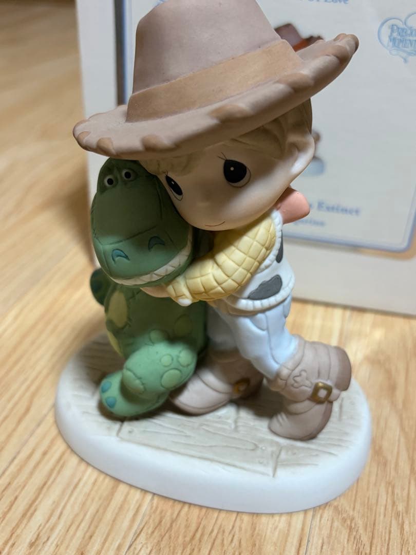 プレシャスモーメント人気シリーズトイストーリーディズニー 陶器フィギュア