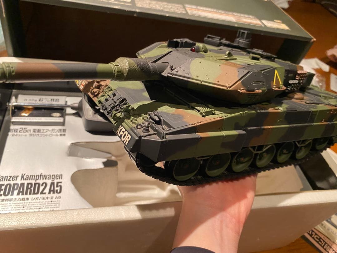 東京マルイ バトルタンク レオパルト2