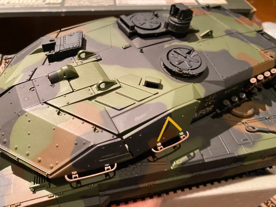 東京マルイ バトルタンク レオパルト2