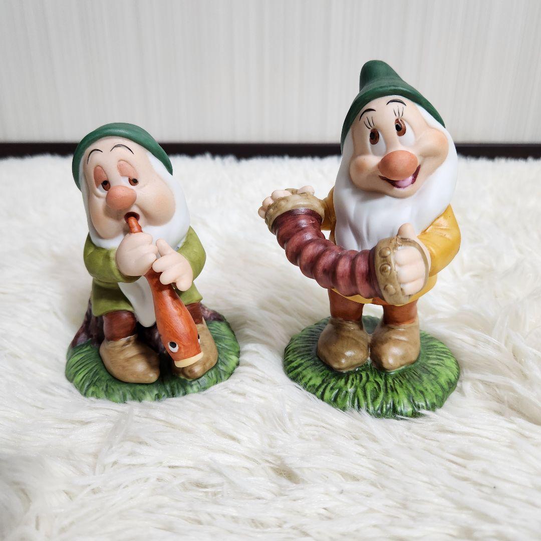 【極美品！最安値】白雪姫と七人のこびと 加藤工芸　ガーデンフィギュア　８体セット