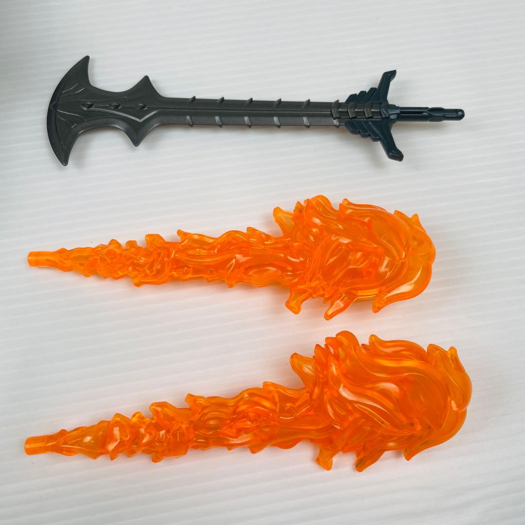 トランスフォーマーキャリバーオプティマスプライム　ブラックアウト