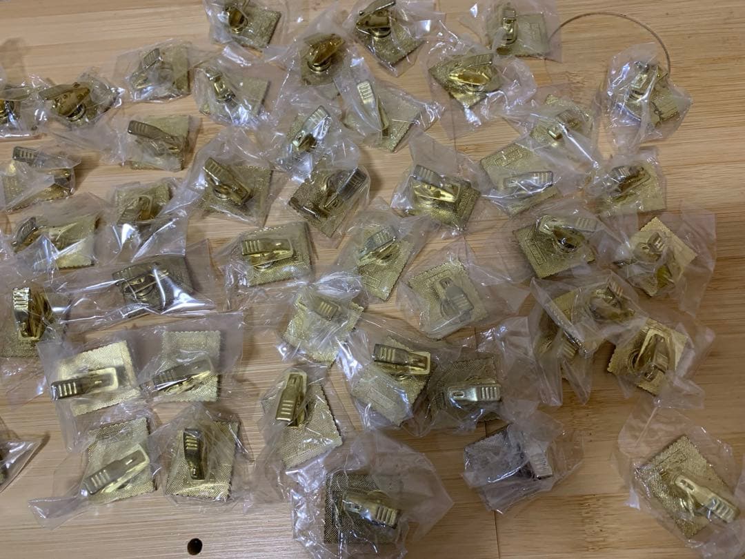 ポケモン　ピカチュウ　スタンプバッジ　ピンバッジ　未開封　全種類　コンプリート