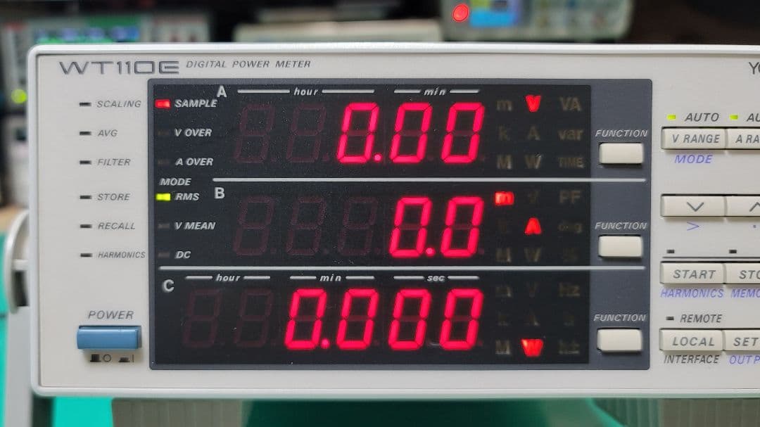 Yokogawa デジタルパワーメーター 15V-600V 500mA-20A