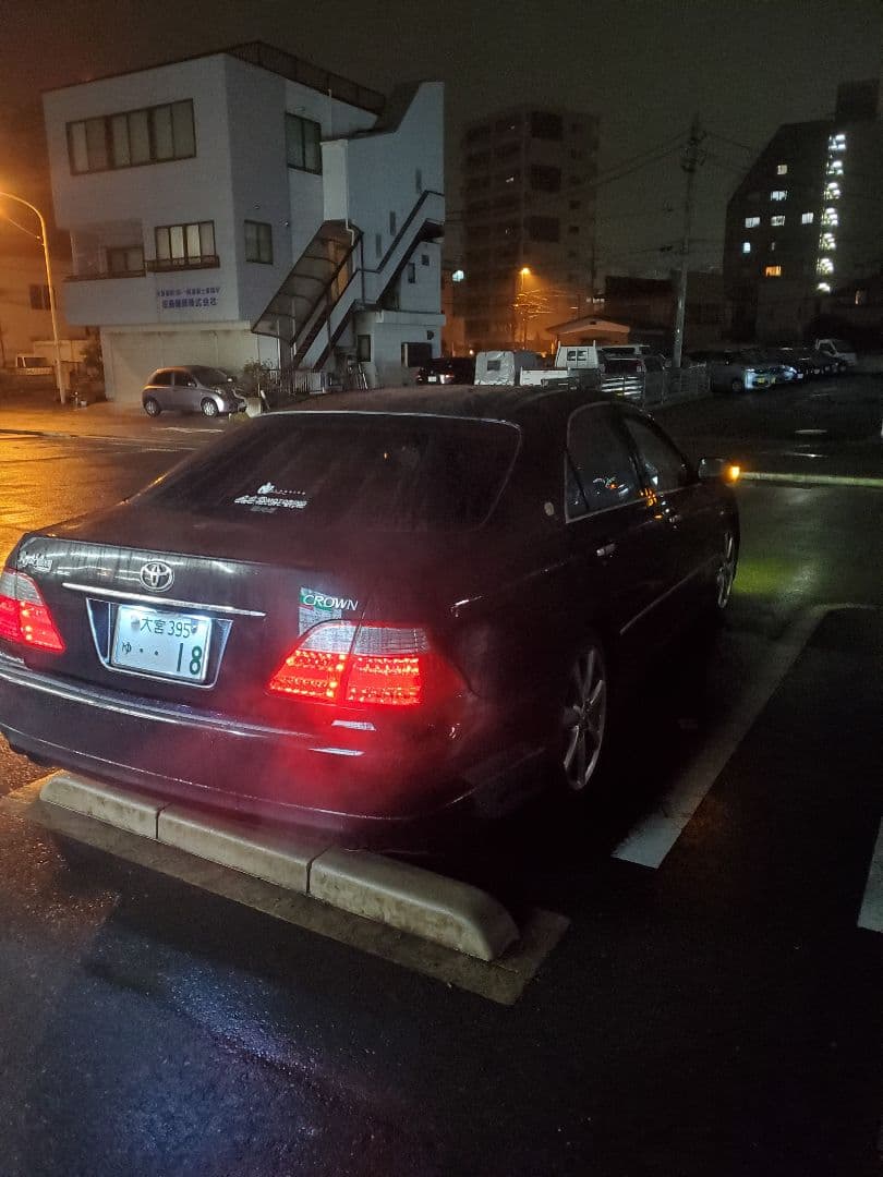 トヨタ　クラウンロイヤルLEDテールライト 赤 4個セット流れるウィンカー