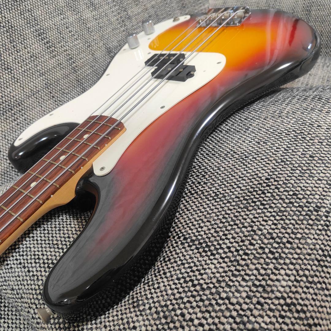 Squier Precision Bass SPB-33 Silverシリーズ