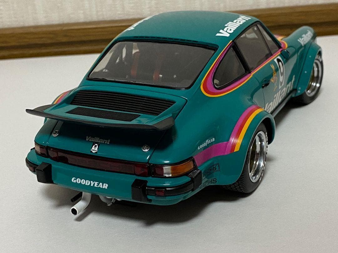 １／１８ エグゾト ポルシェ ９３４ ＲＳＲ １９７６ 新品 ミニカー