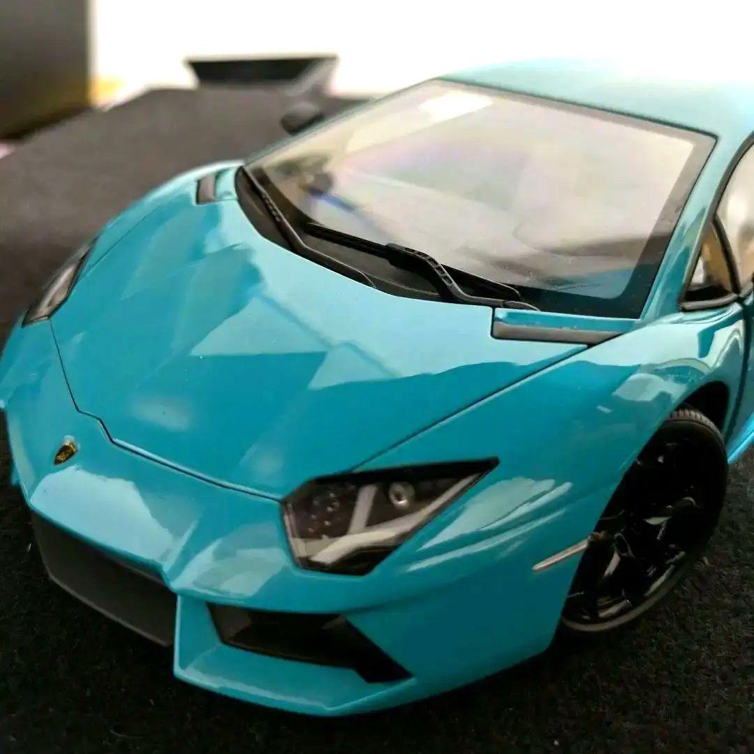 Lamborghini　Aventador　AUTOart 1/18 lp700