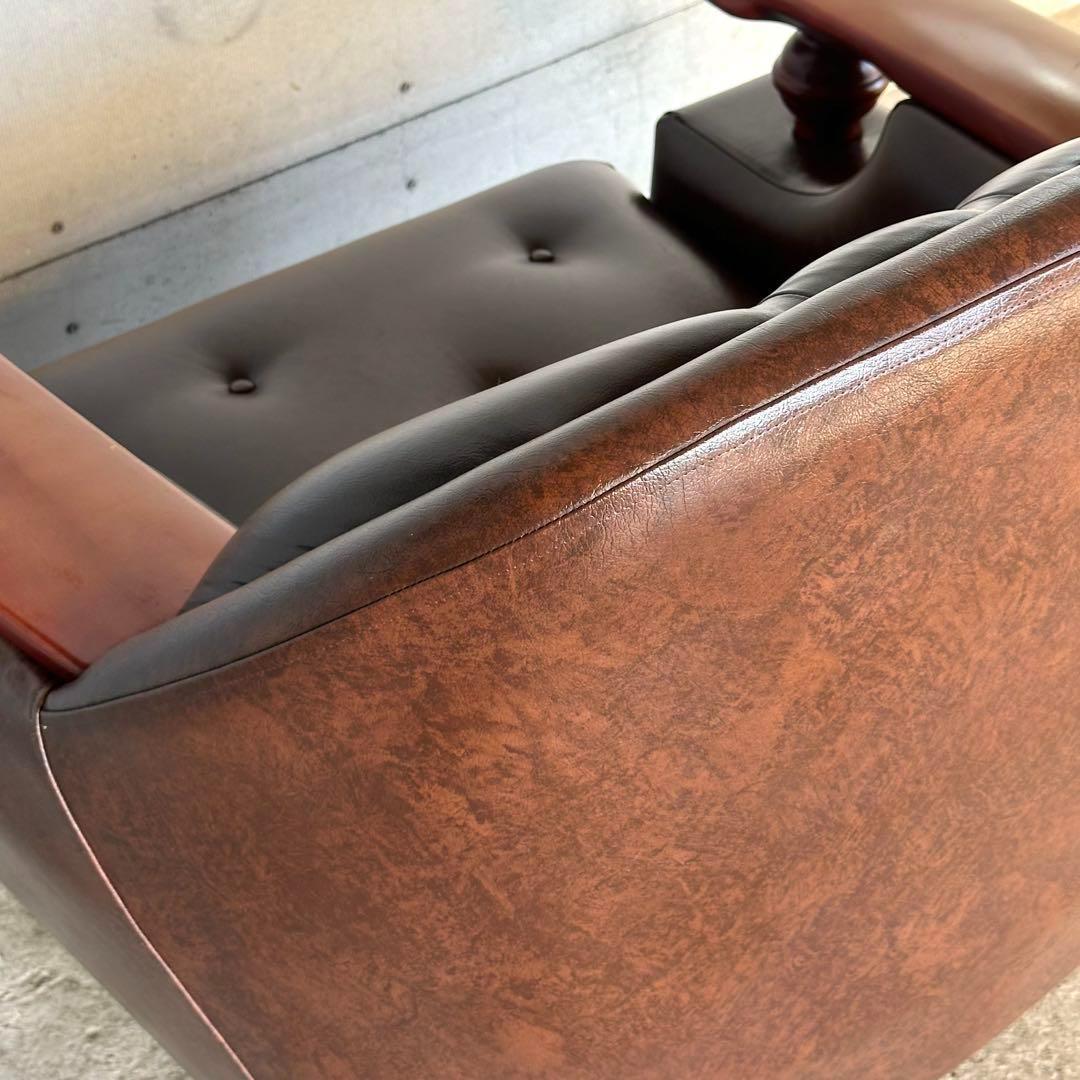 ✦70s✦チェスターフィールド調 PUレザー 1人掛けソファ　アンティーク