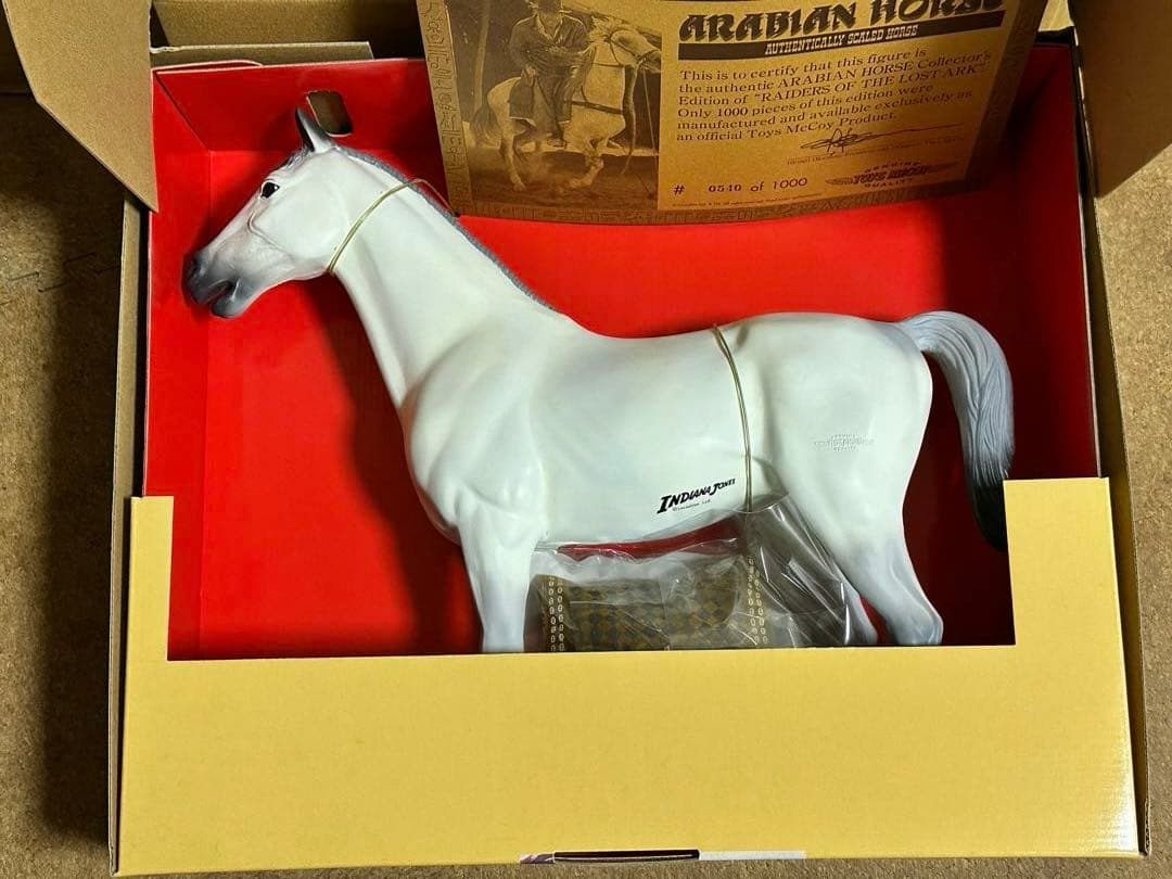 絶版品　トイズマッコイ　インディジョーンズ & アラビアンホース　新品