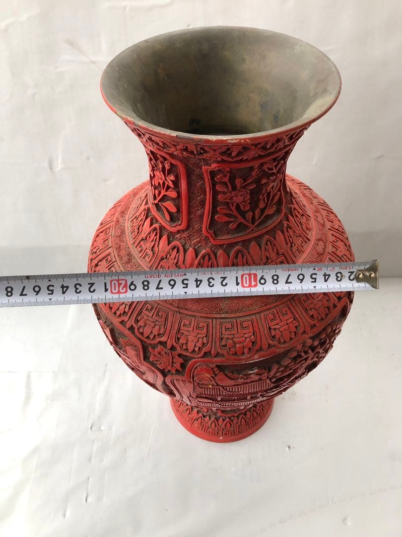 中国美術 人物彫文堆朱花瓶 高48cm 銅製 細密細工 花文 骨董(I95)