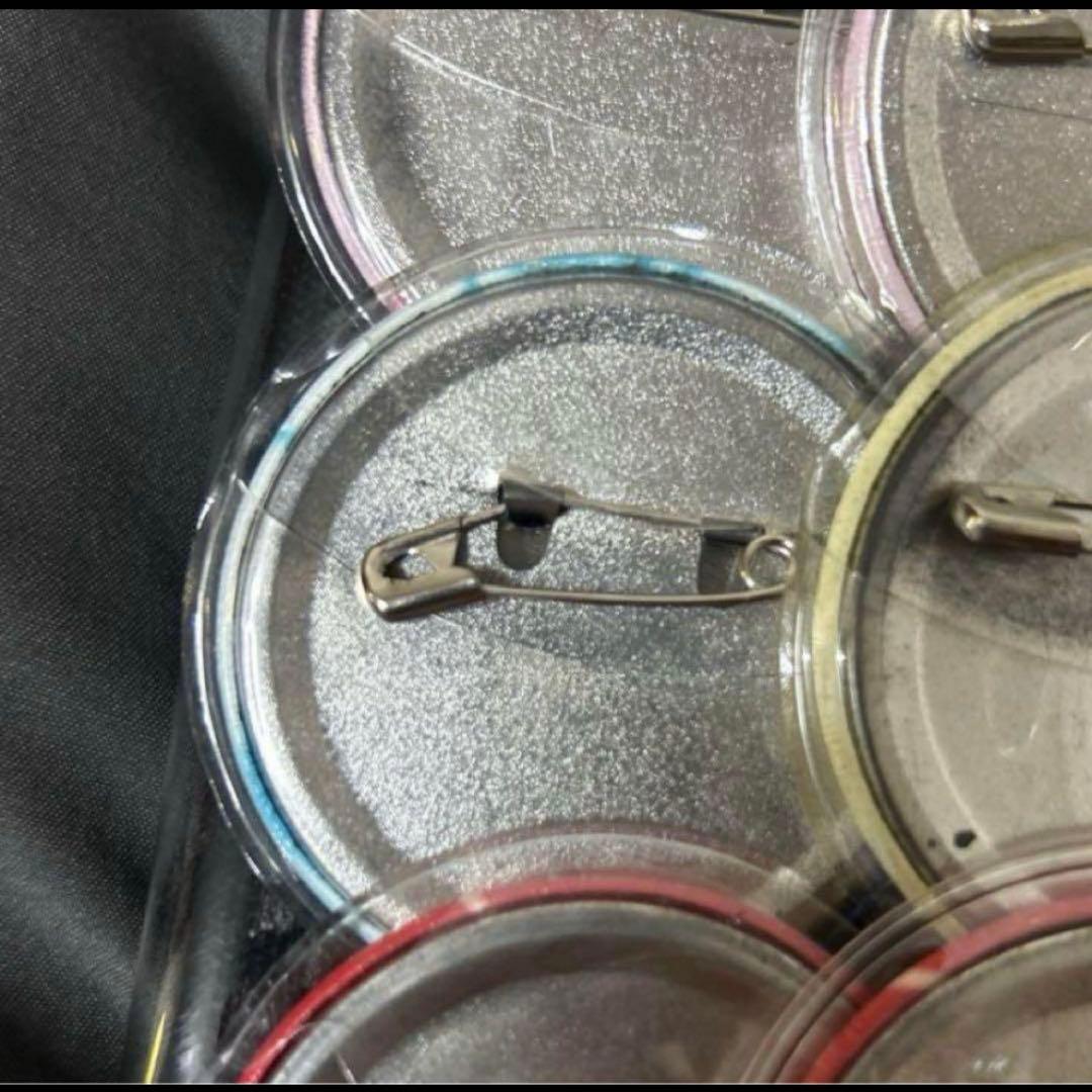 TWICE ミナ 痛バック 缶バッジ