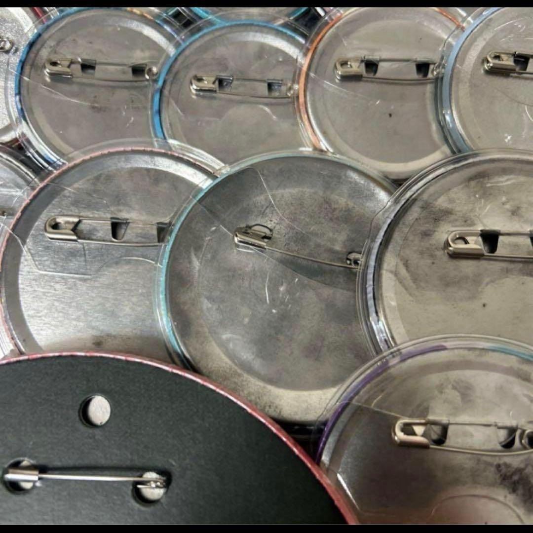 TWICE ミナ 痛バック 缶バッジ