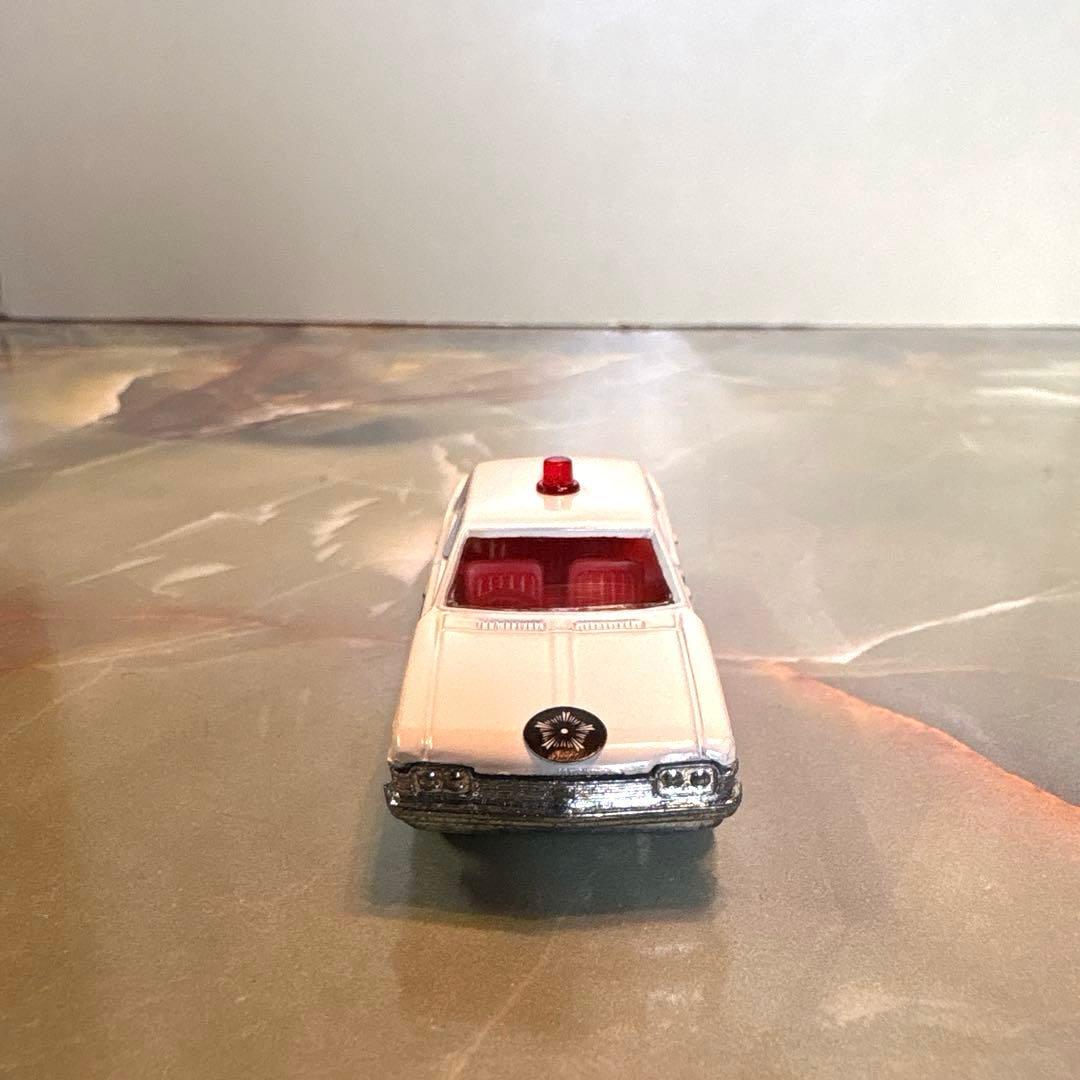 トミカNO.4 トヨタクラウンパトロールカー 黒箱 日本製 1Dホイール