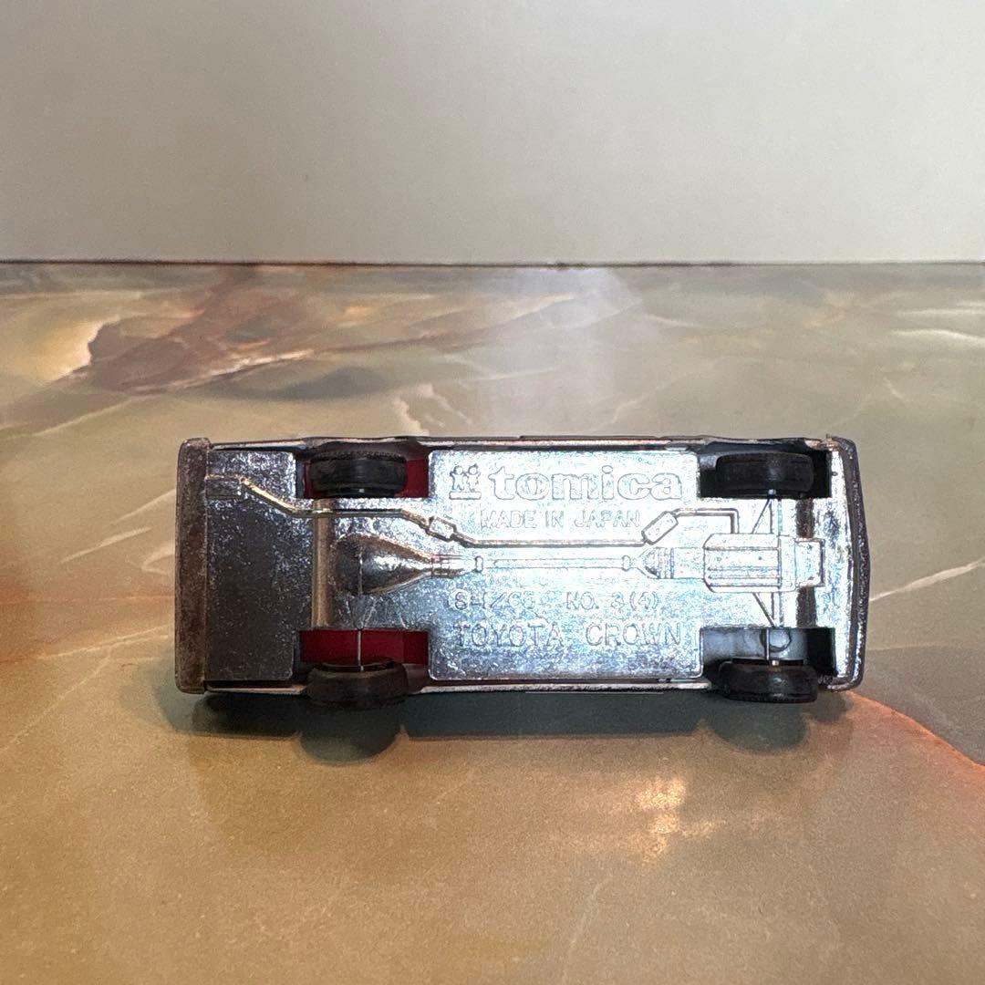 トミカNO.4 トヨタクラウンパトロールカー 黒箱 日本製 1Dホイール
