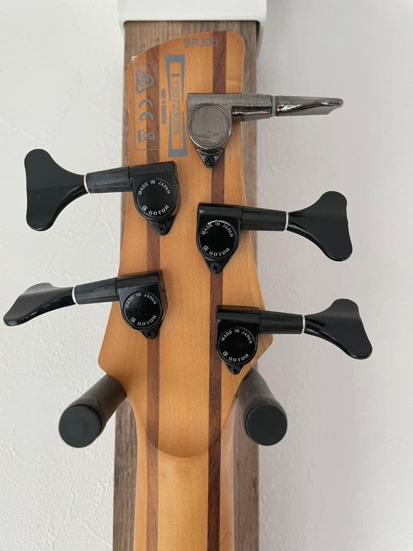 Ibanez　sr305 アクティブエレキベース