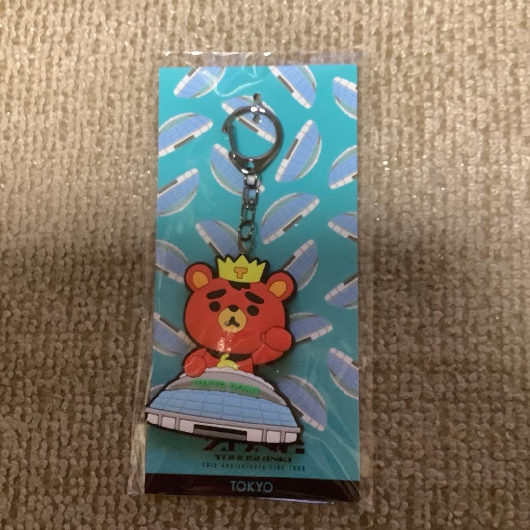 東方神起　TBマスコット　招きTBキーホルダー　TBキャリーポーチ